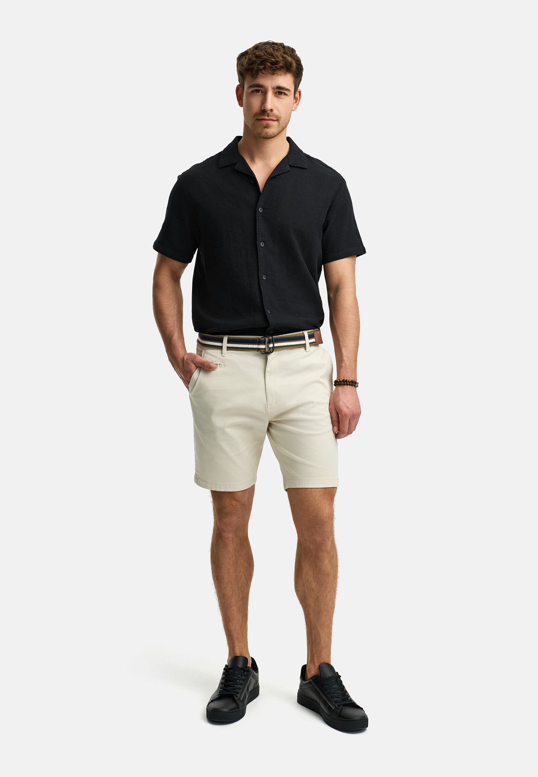 Shorts Chino INThews Produktbild