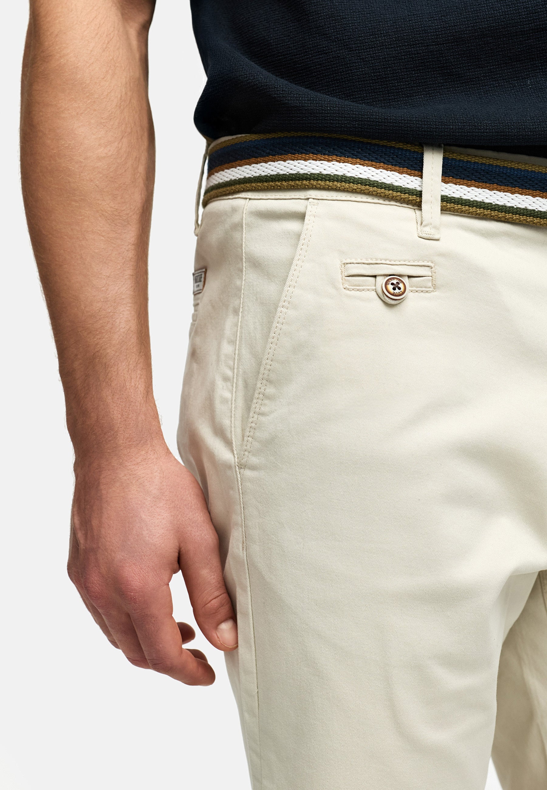 Shorts Chino INThews Produktbild